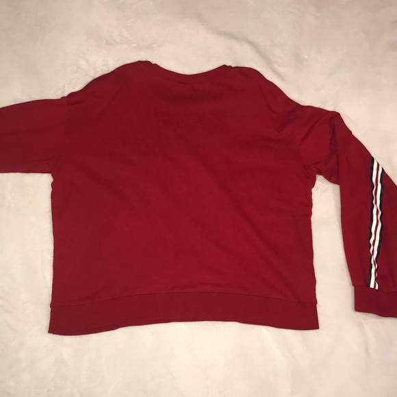 Red hoodless light sweater - Picture 3 of 3